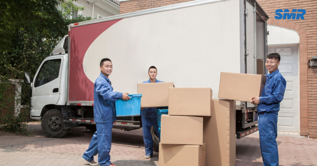 man and van team in Forest Gate providing house, office, and flat removals with moving boxes