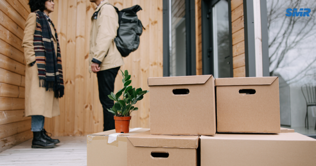 man and van for single item Greenwich cheapest delivering a sofa into house