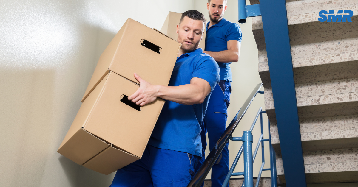man and van Hornchurch removals van loading boxes RM12 London